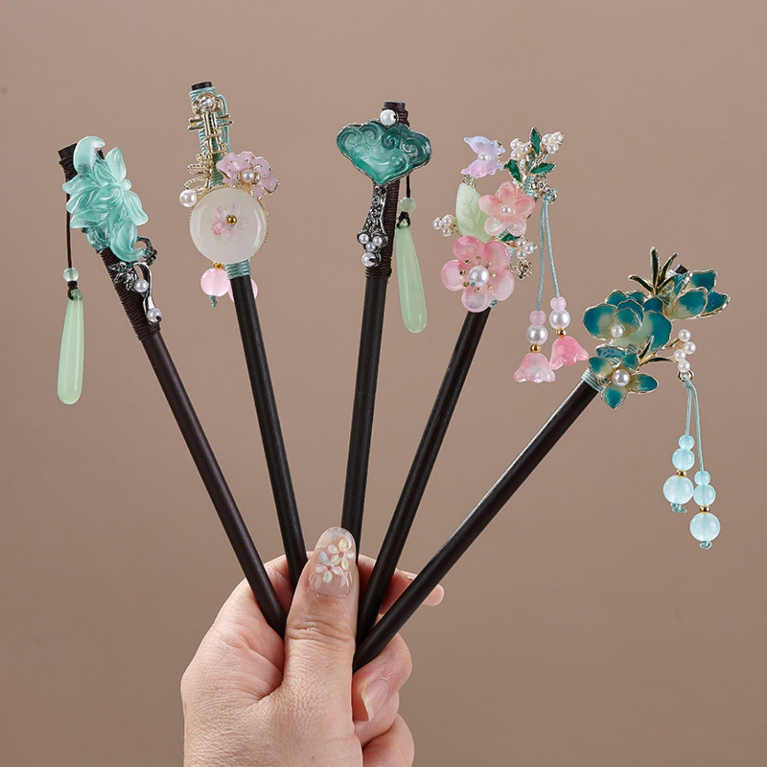 Vintage Collectibles For Sale - Grampo de Cabelo Vintage Floral para