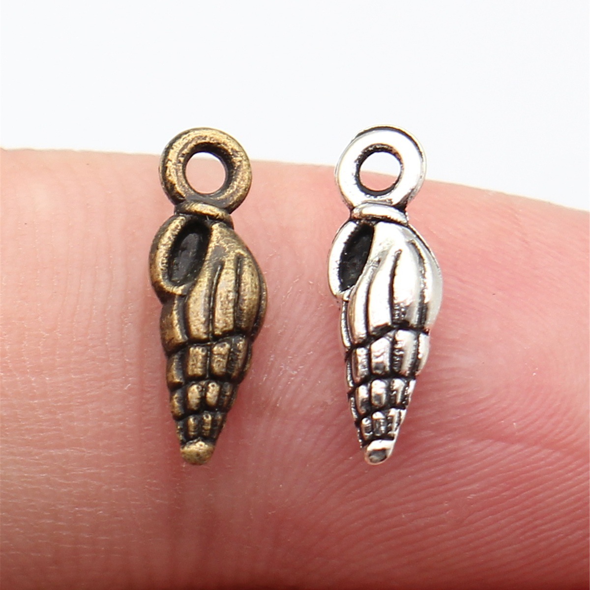 Vintage Collectibles For Sale - WYSIWYG 20 peças 5x14mm 2 Cores