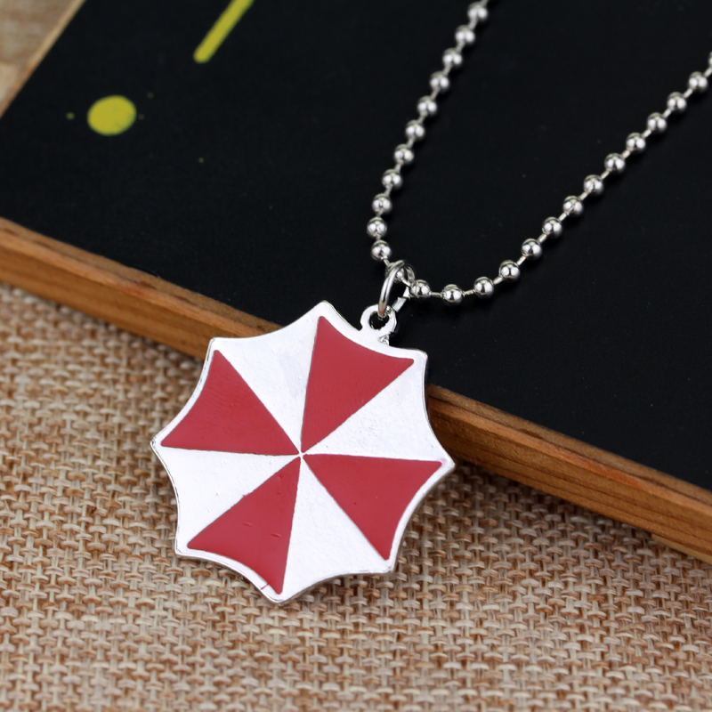 Colar com Pingente de Guarda-C - Vintage Items avaliação e preço